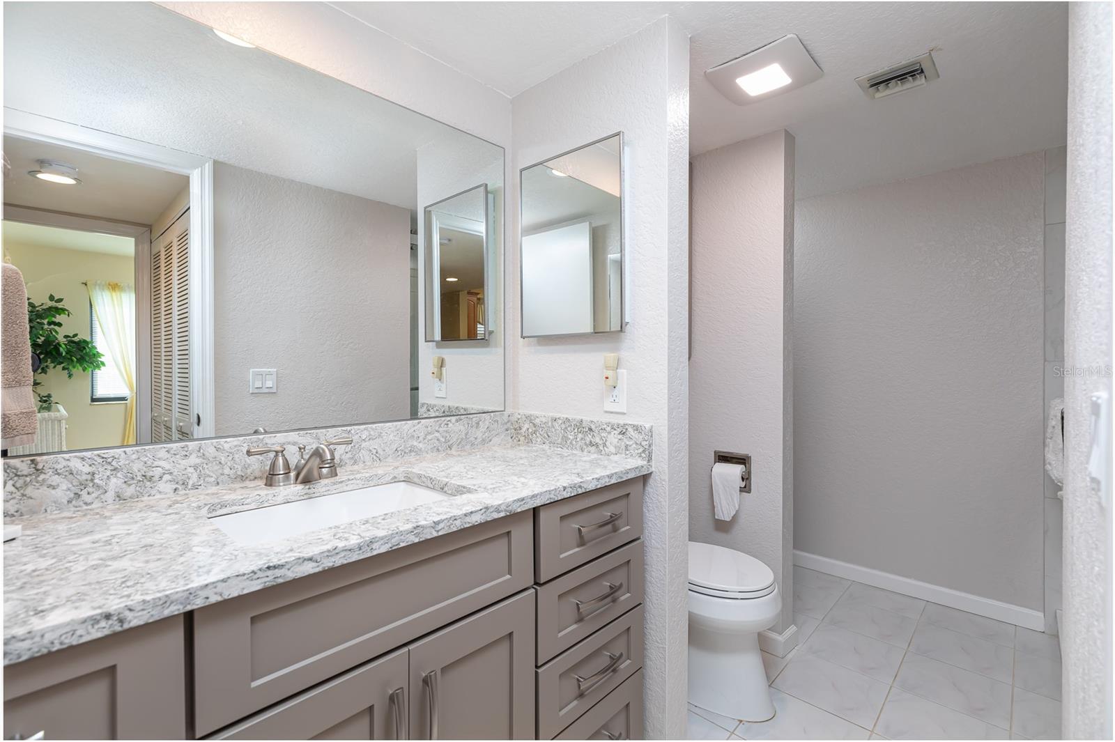 Image 25 of 43 For 3221 White Ibis Court D2