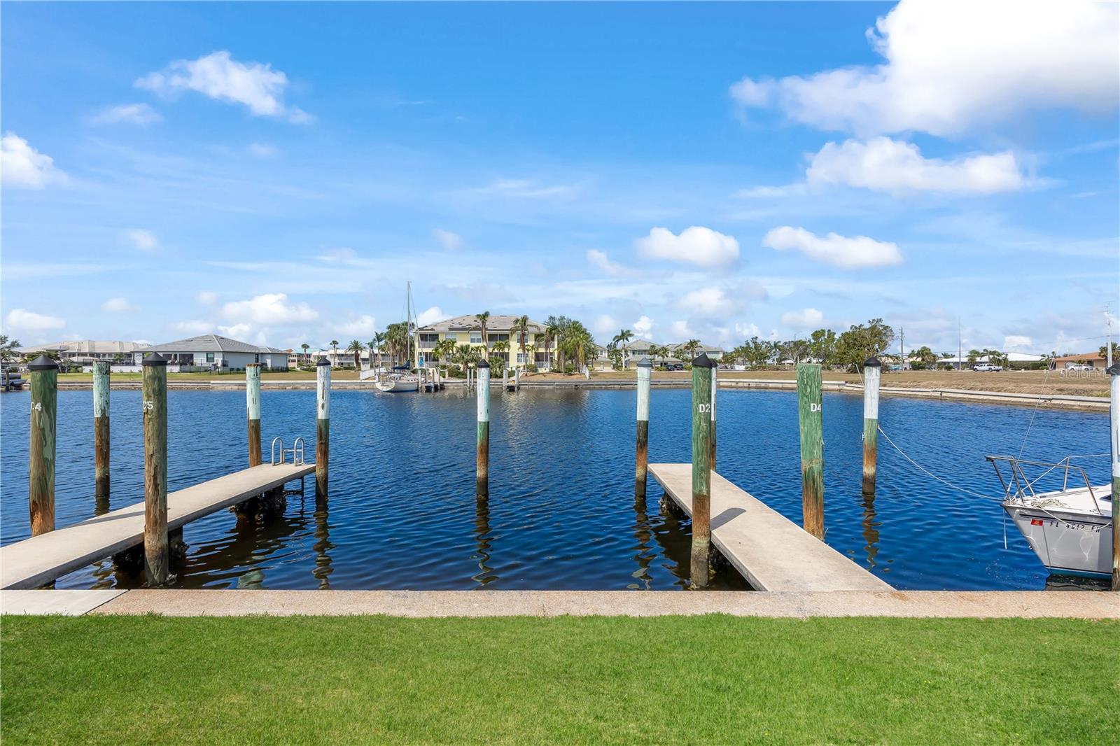 Image 5 of 43 For 3221 White Ibis Court D2