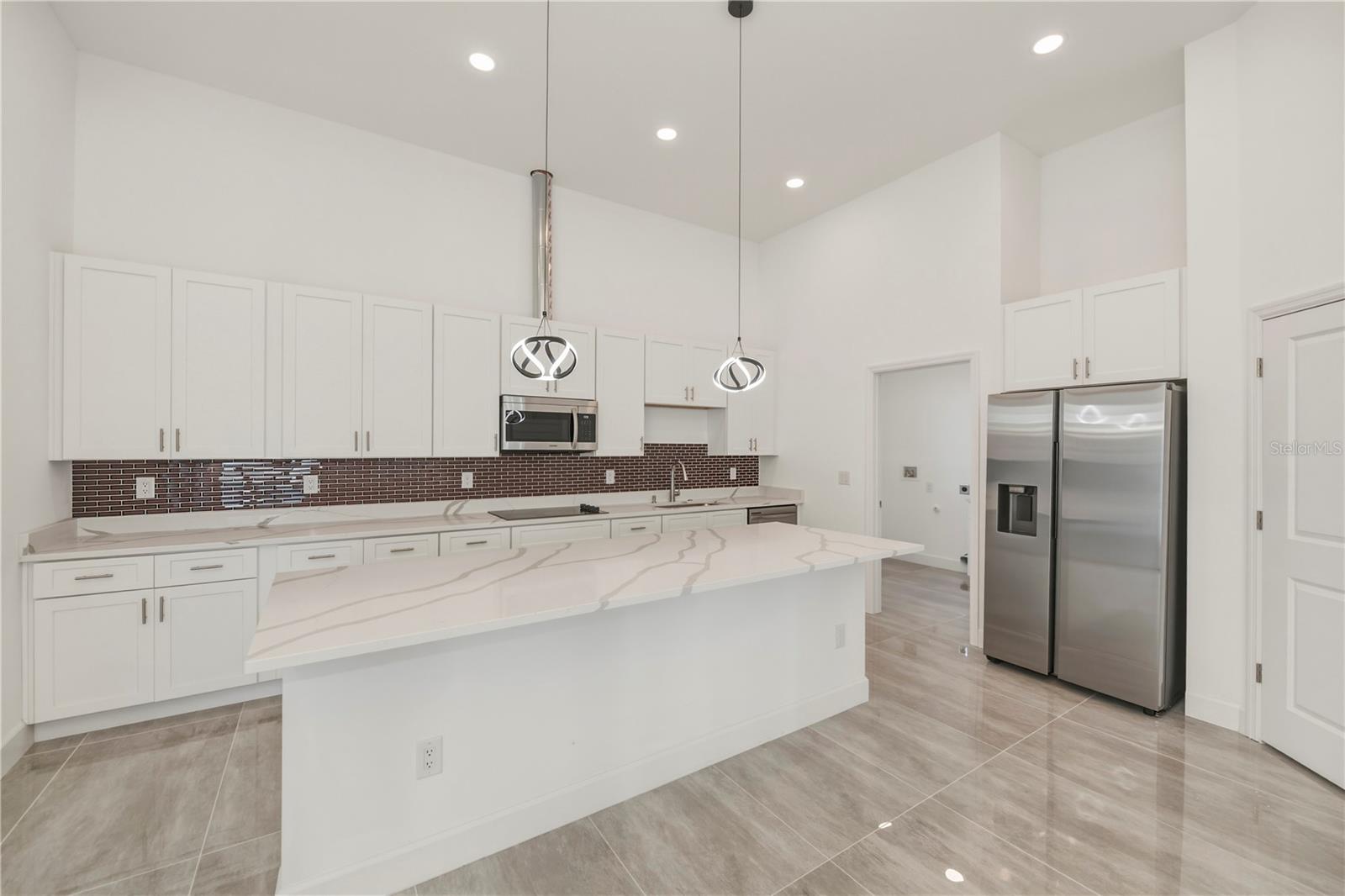 Image 24 of 88 For 10165 & 10157 Kingsville Drive