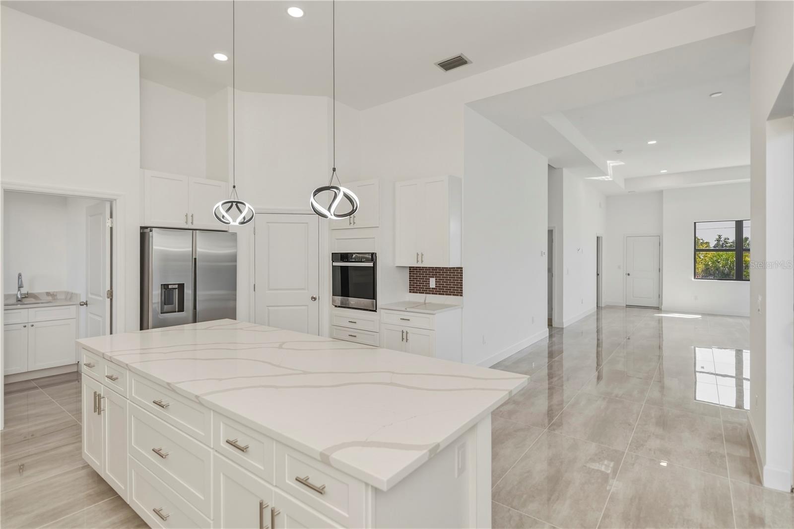 Image 26 of 88 For 10165 & 10157 Kingsville Drive