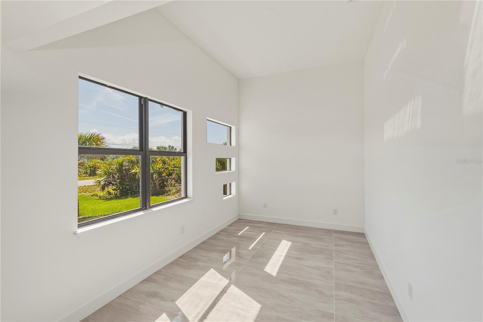 Image 35 of 88 For 10165 & 10157 Kingsville Drive