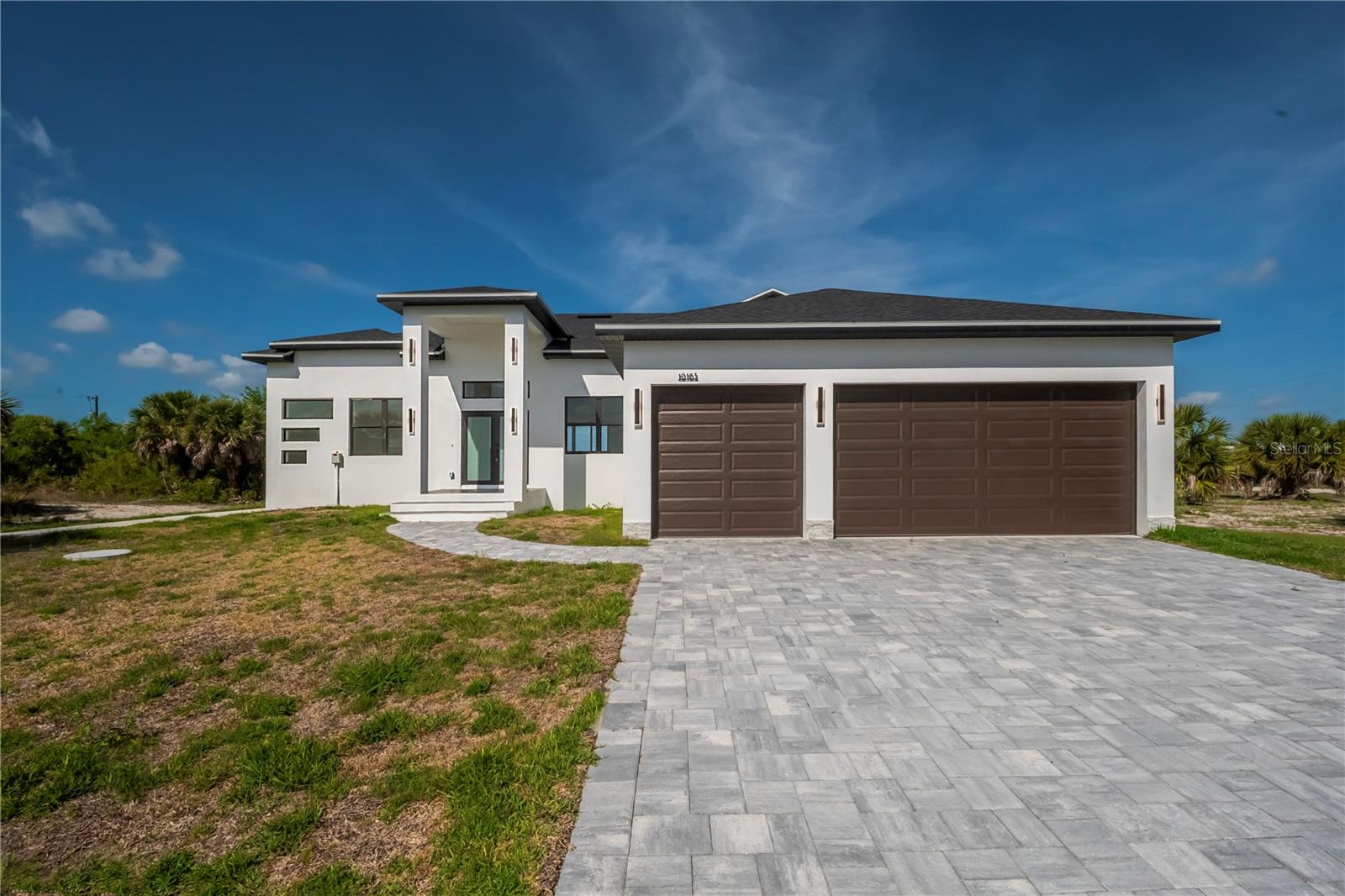 Image 4 of 88 For 10165 & 10157 Kingsville Drive