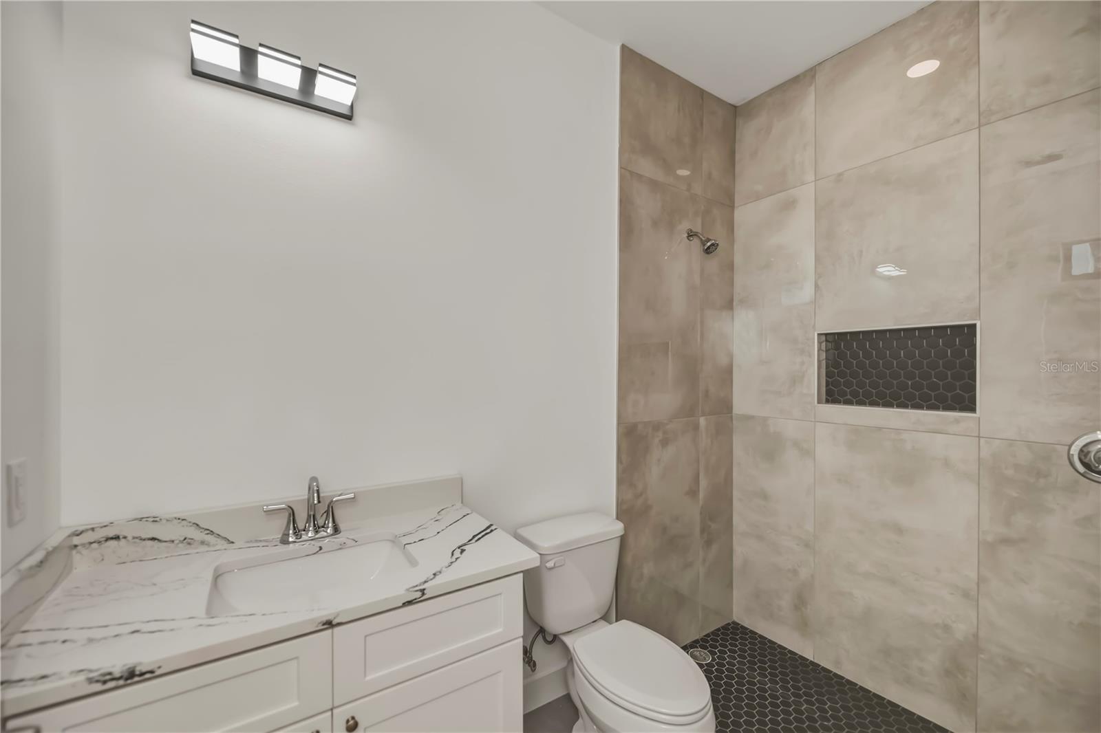 Image 53 of 88 For 10165 & 10157 Kingsville Drive