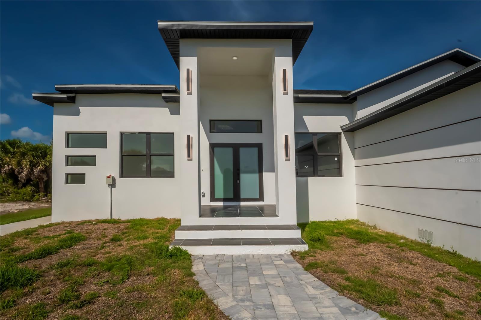 Image 8 of 88 For 10165 & 10157 Kingsville Drive