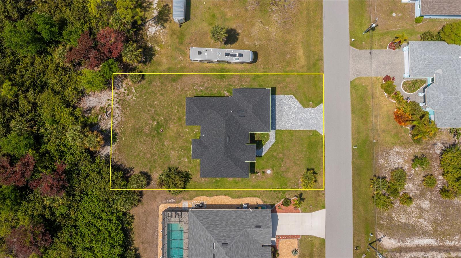 Image 2 of 61 For 15089 Aldama Circle