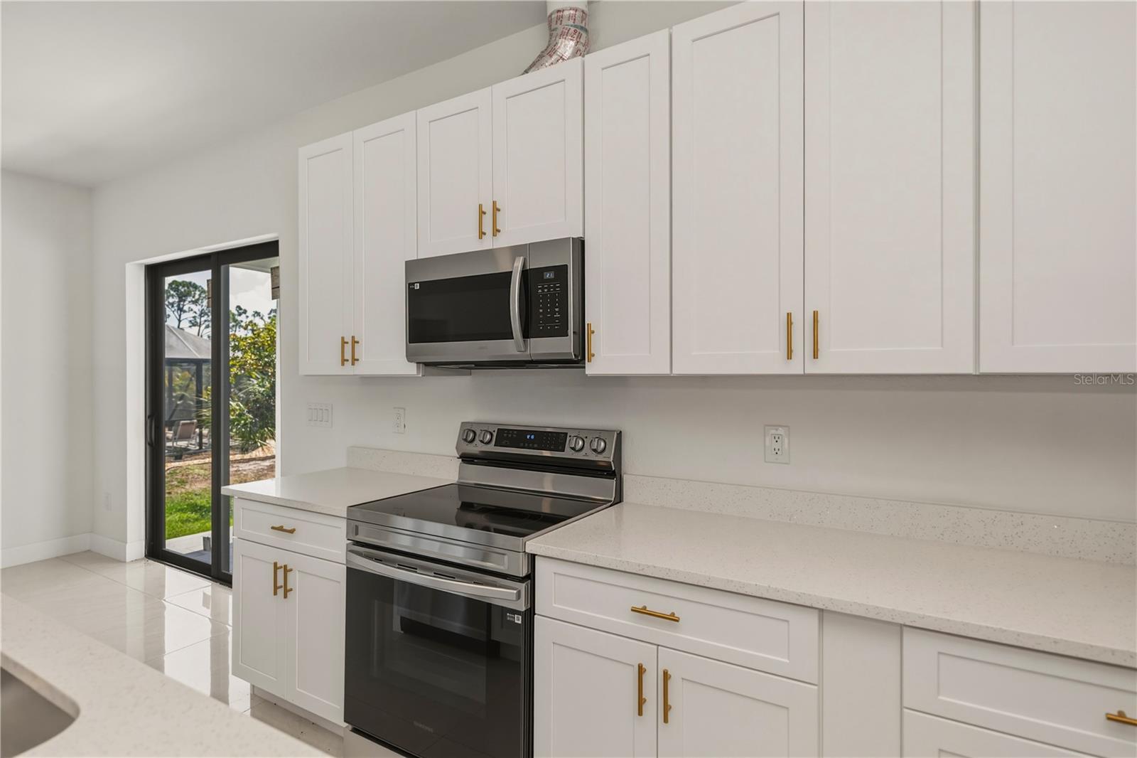 Image 23 of 61 For 15089 Aldama Circle