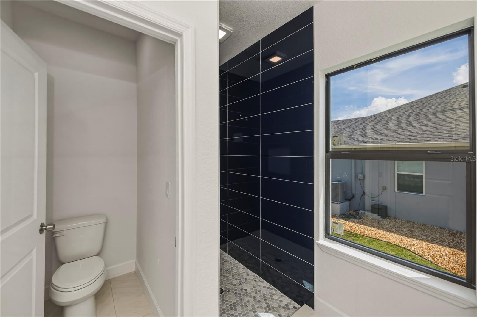 Image 36 of 61 For 15089 Aldama Circle