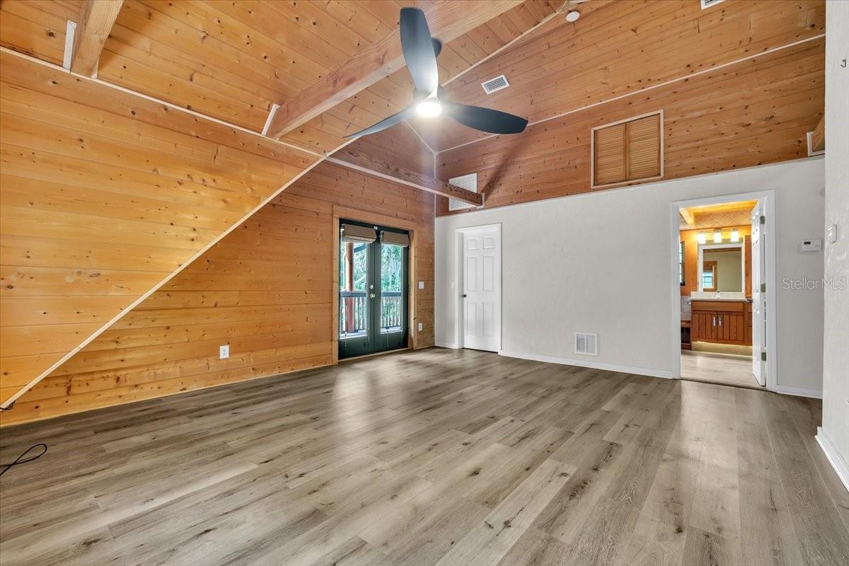 Image 26 of 52 For 1807 Owens Avenue