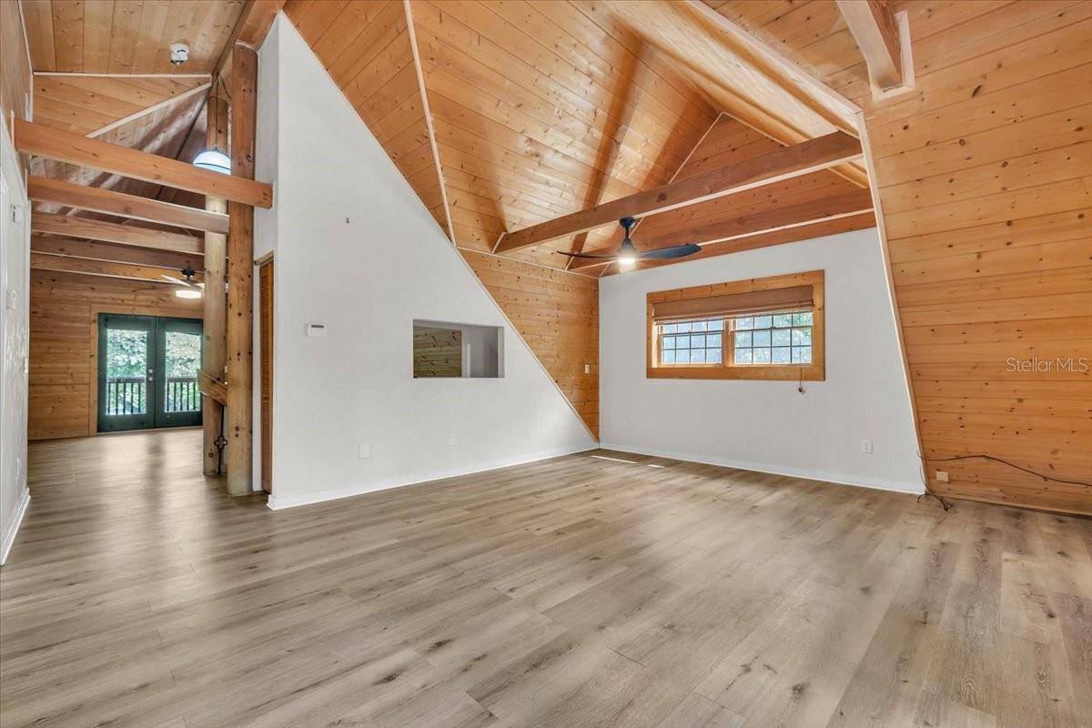 Image 27 of 52 For 1807 Owens Avenue