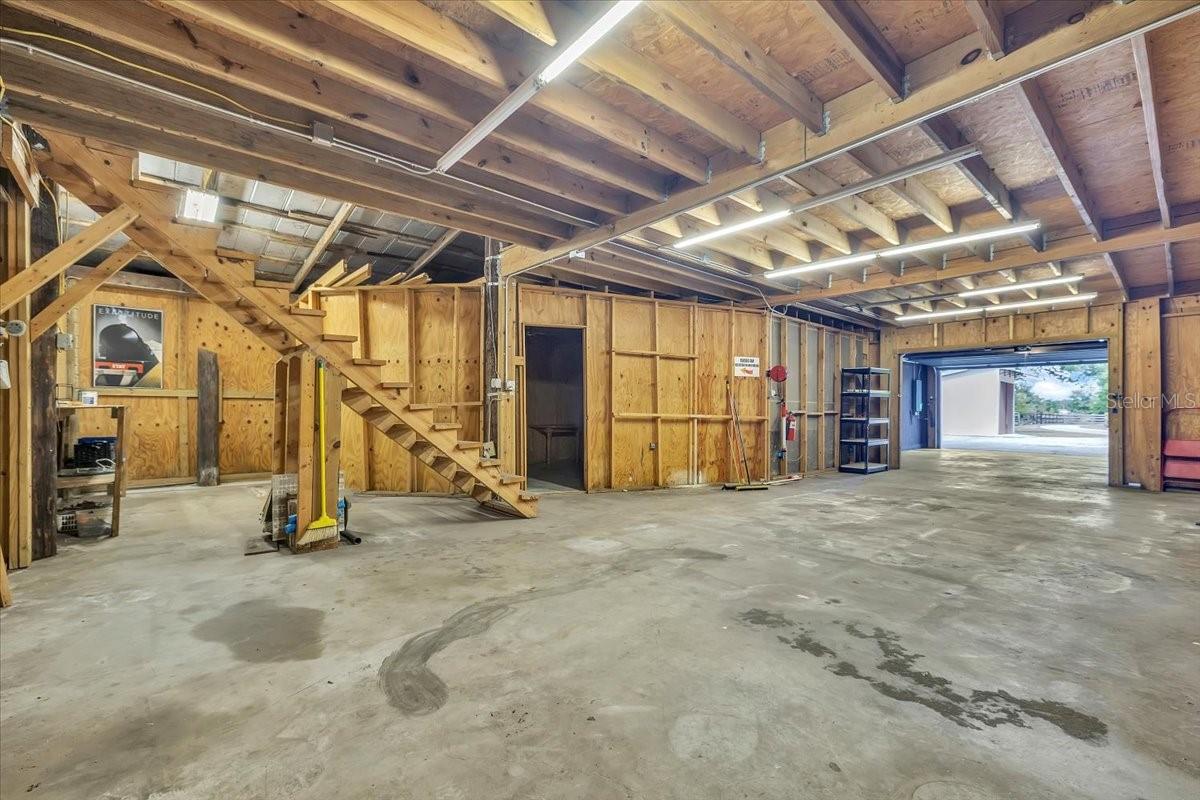 Image 40 of 52 For 1807 Owens Avenue