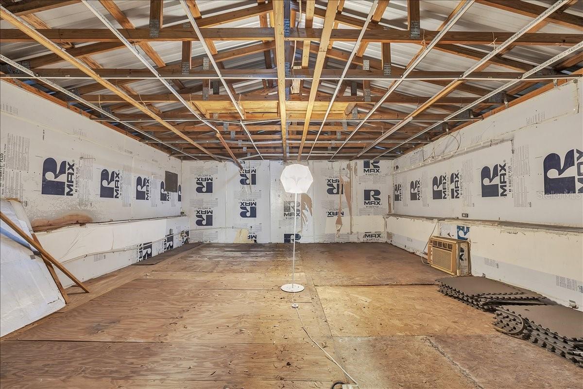 Image 44 of 52 For 1807 Owens Avenue