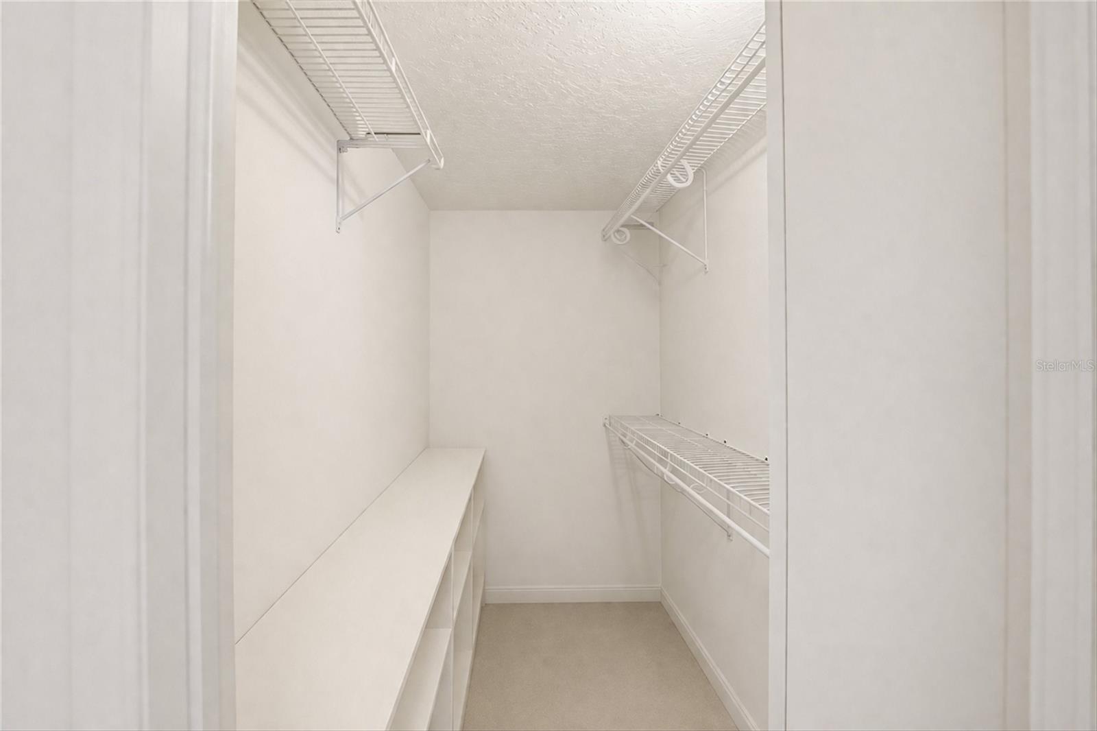 Image 15 of 41 For 701 Aqui Esta Drive 52