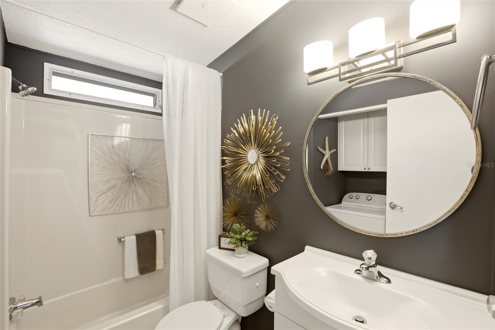 Image 19 of 41 For 701 Aqui Esta Drive 52