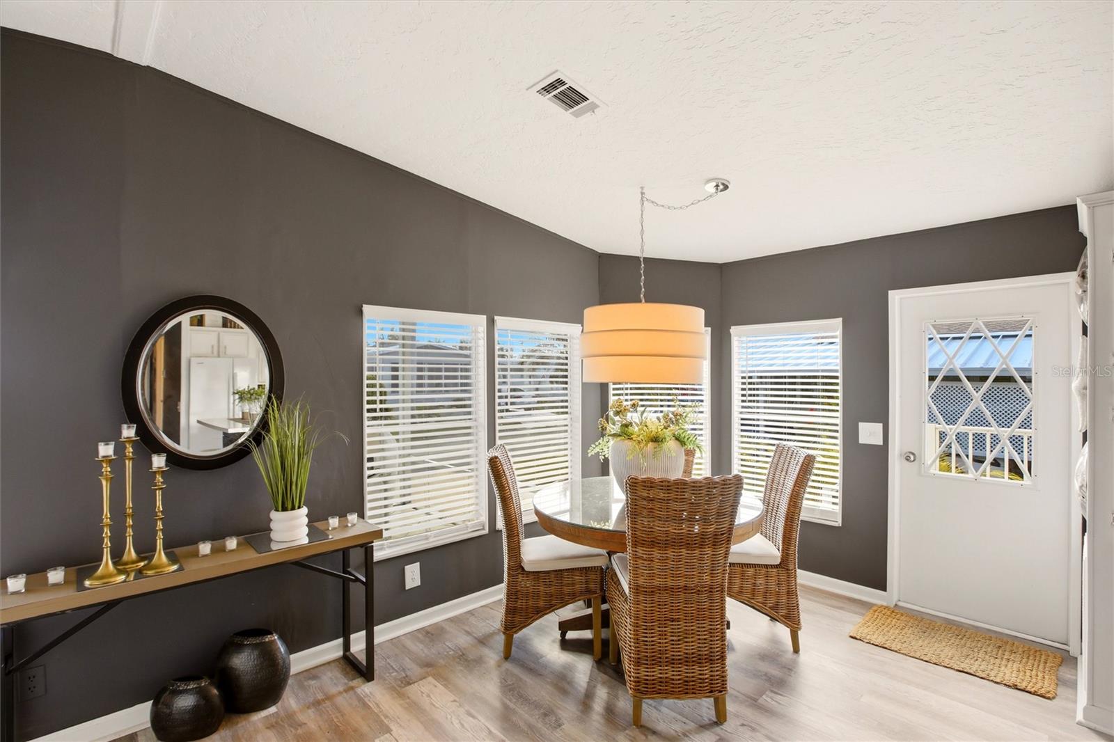 Image 3 of 41 For 701 Aqui Esta Drive 52