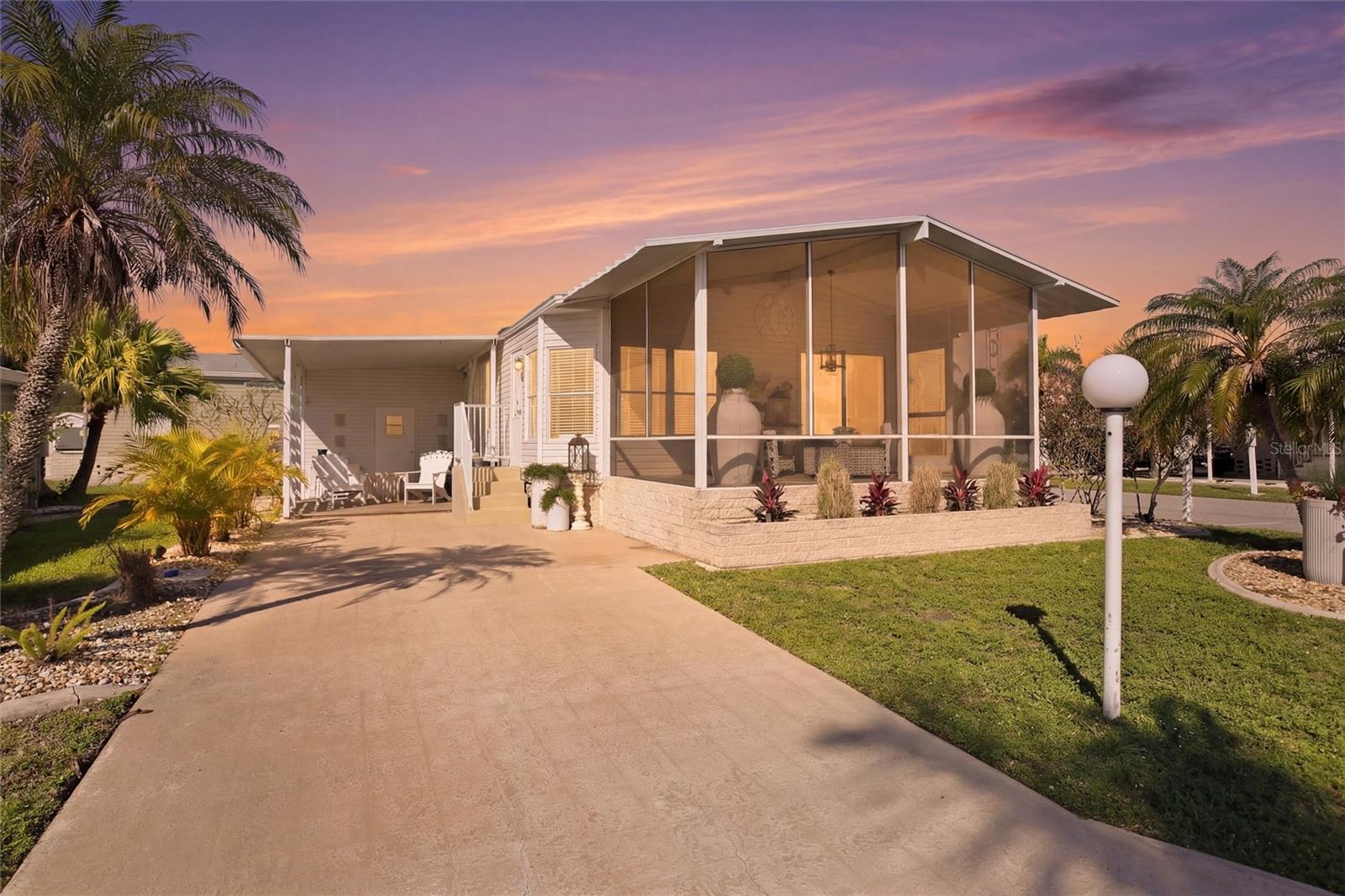 Image 40 of 41 For 701 Aqui Esta Drive 52