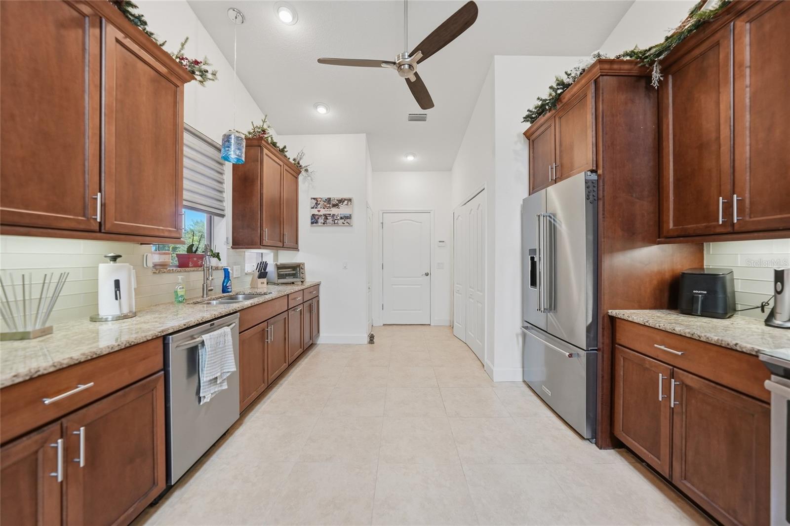 Image 10 of 20 For 4691 Turnberry Circle