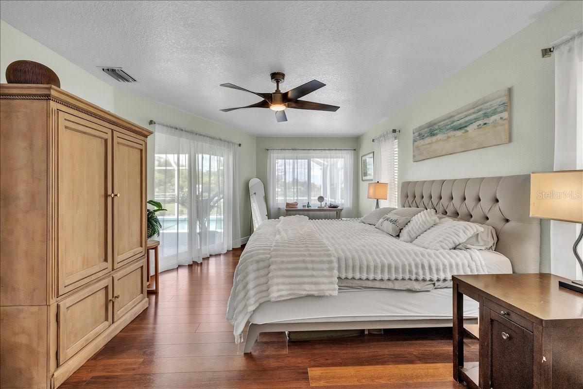 Image 17 of 35 For 6308 Zeno Circle