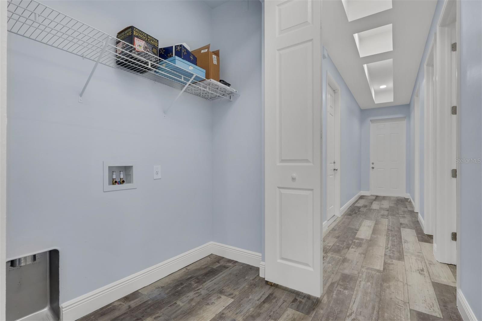 Image 12 of 19 For 2977 4th Avenue Se