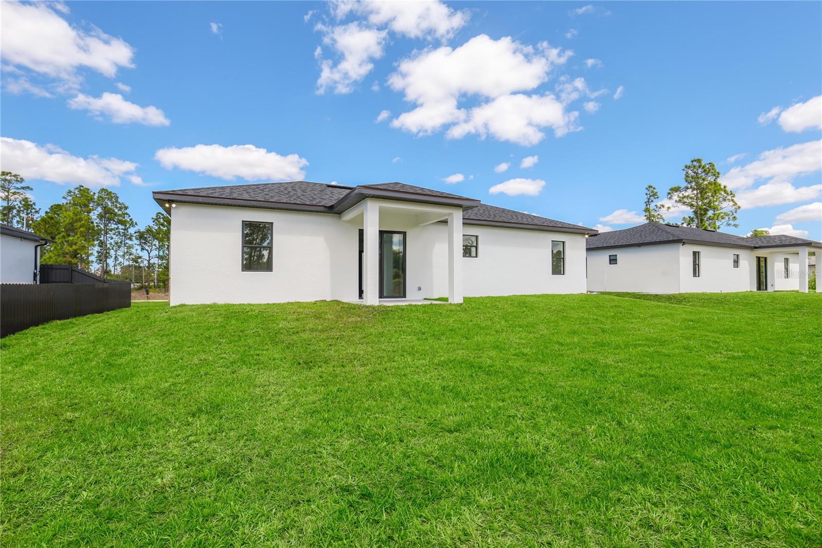 Image 27 of 27 For 1122 Edelweiss Street E