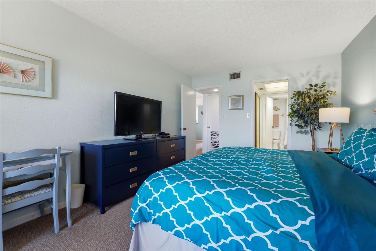 Image 10 of 15 For 14459 River Beach Drive B 110