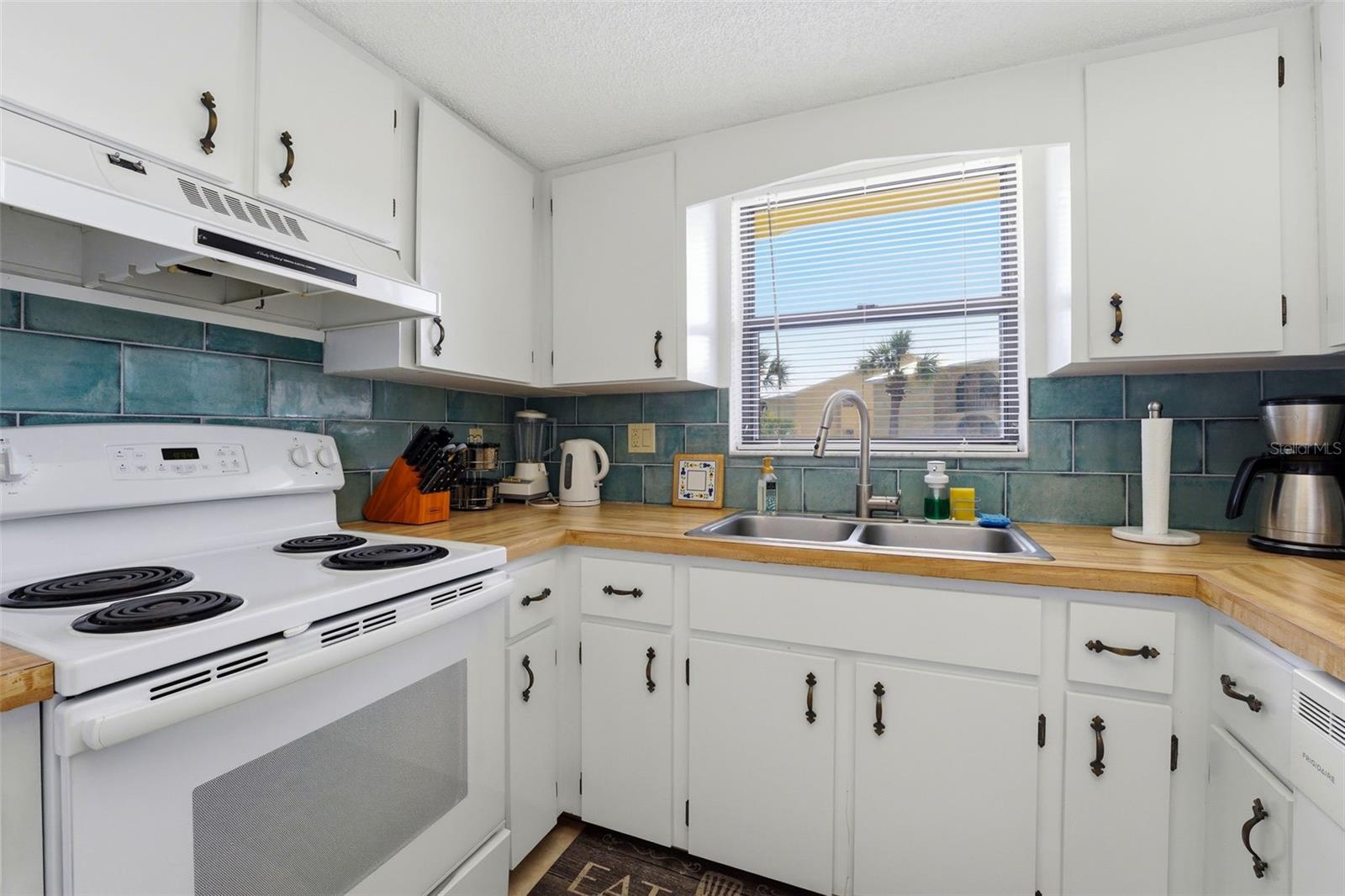 Image 6 of 15 For 14459 River Beach Drive B 110