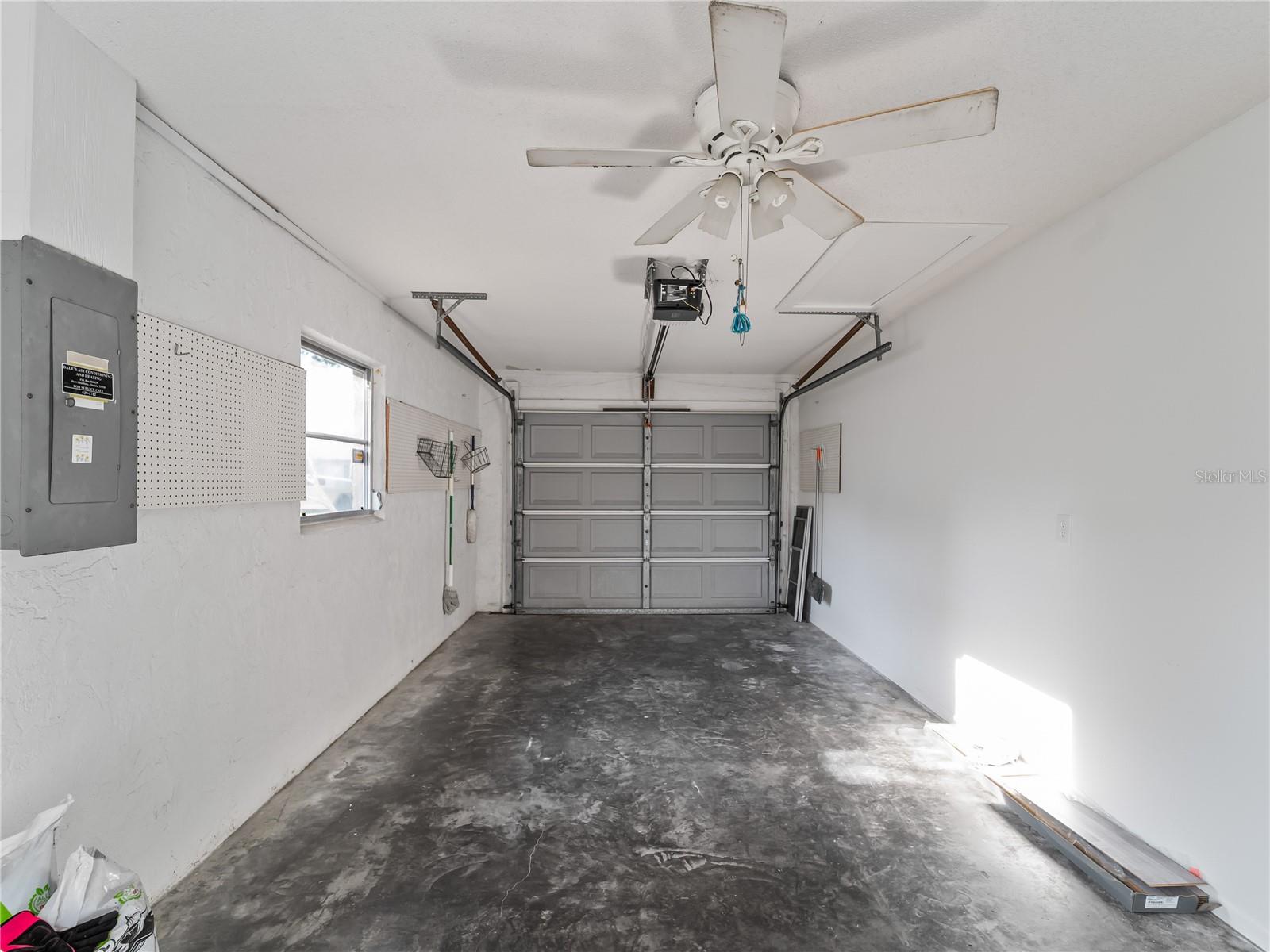 Image 26 of 52 For 20222 Gladstone St