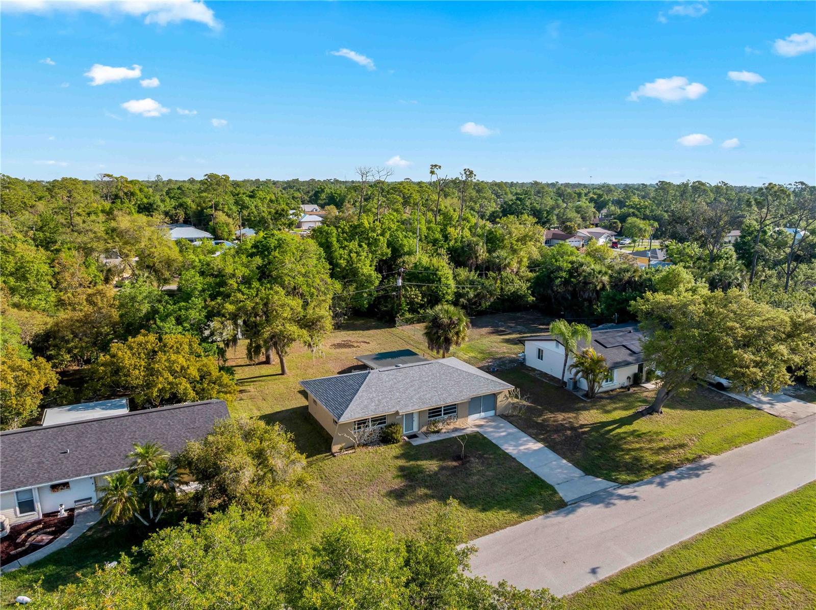 Image 48 of 52 For 20222 Gladstone St