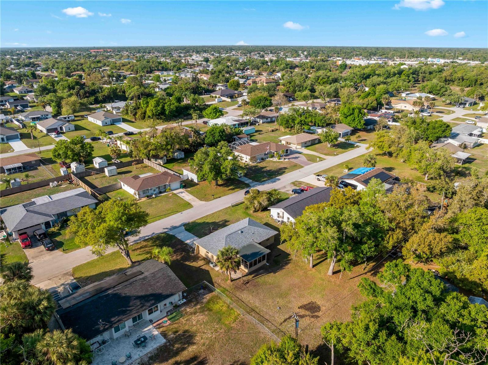 Image 51 of 52 For 20222 Gladstone St