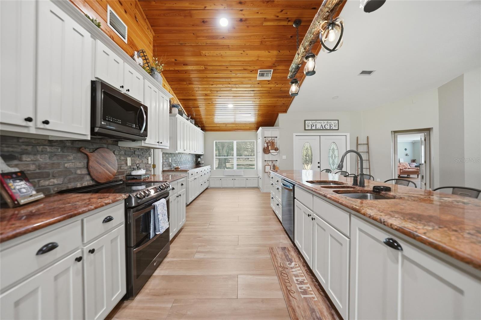 Image 17 of 75 For 5134 Oakwood Avenue