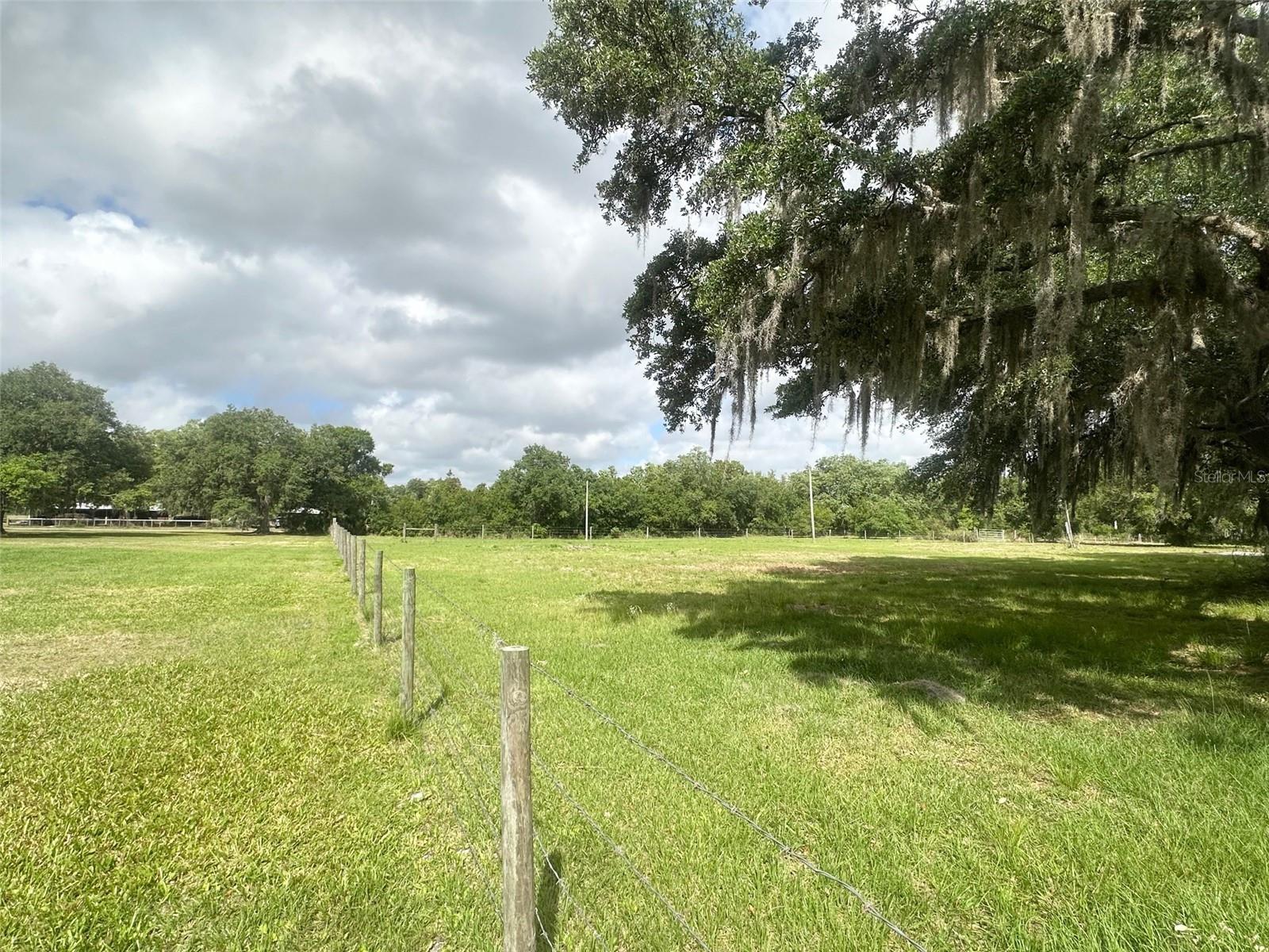 Image 65 of 75 For 5134 Oakwood Avenue