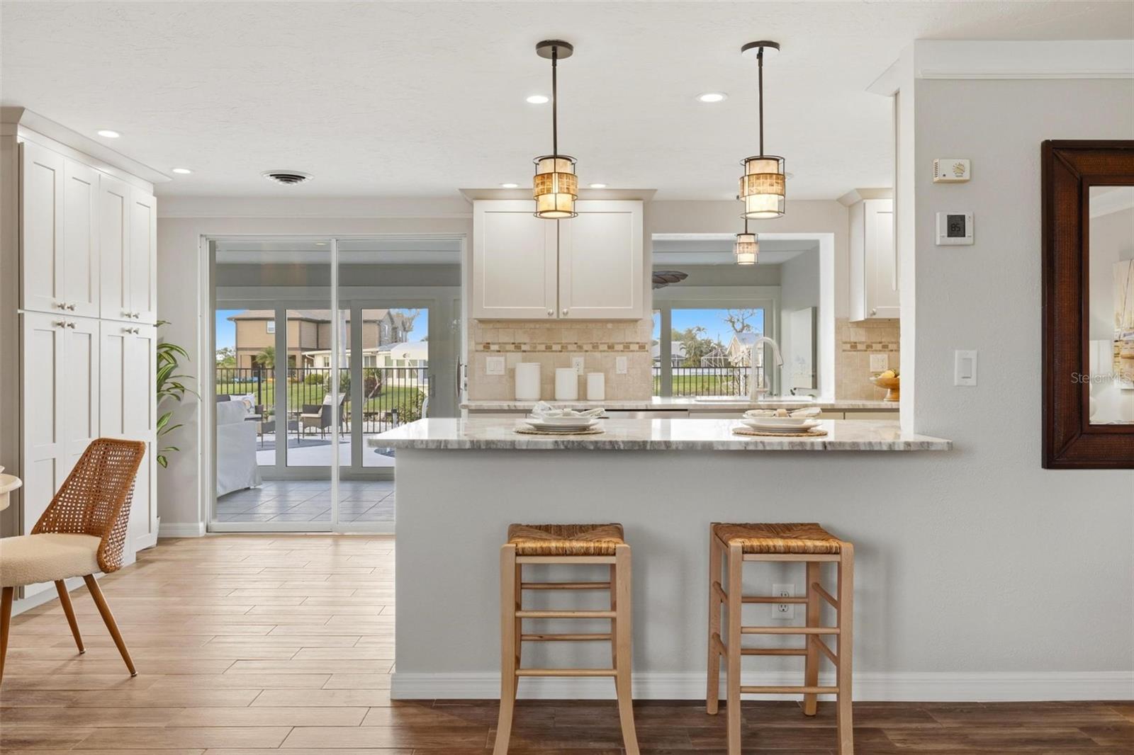 Image 12 of 72 For 1014 Lee Street