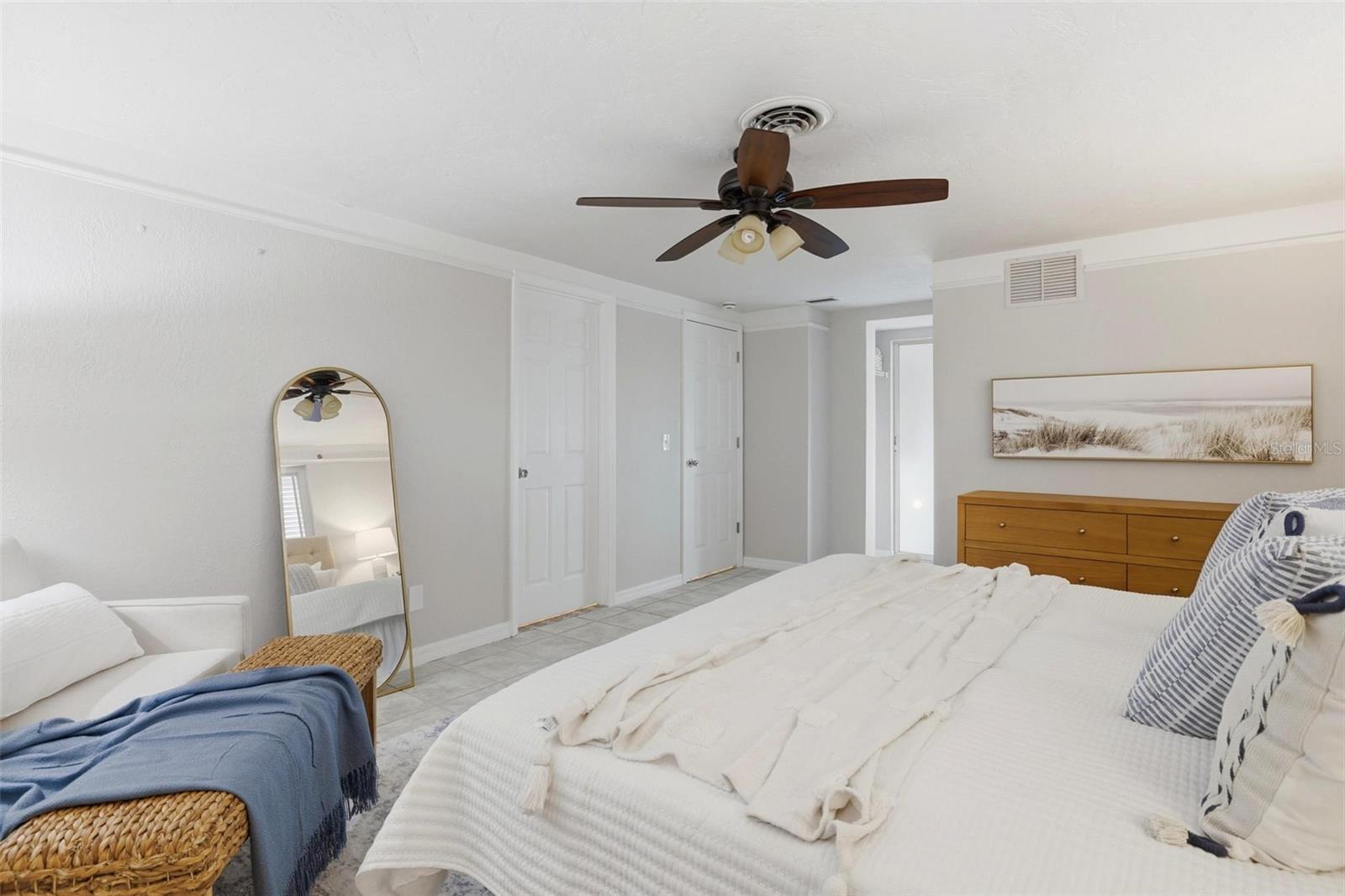 Image 22 of 72 For 1014 Lee Street