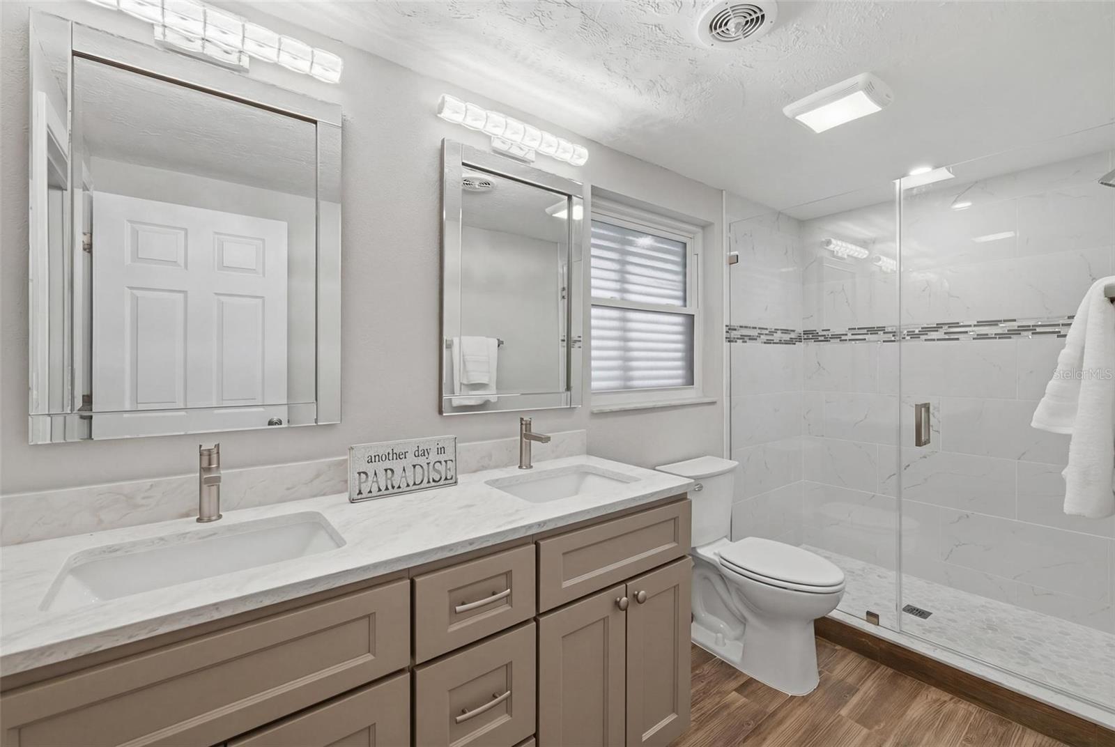 Image 40 of 72 For 1014 Lee Street