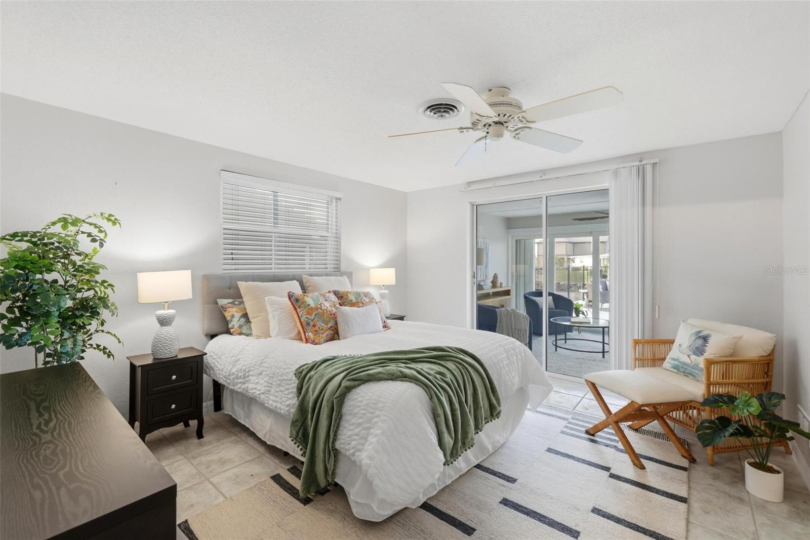 Image 44 of 72 For 1014 Lee Street