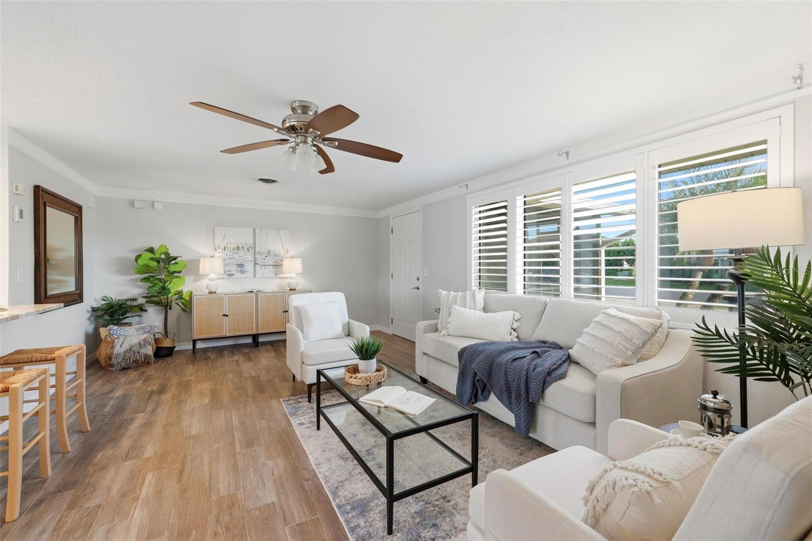 Image 8 of 72 For 1014 Lee Street