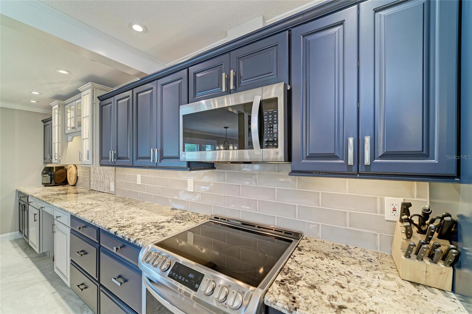 Image 18 of 76 For 2358 El Cerito Court