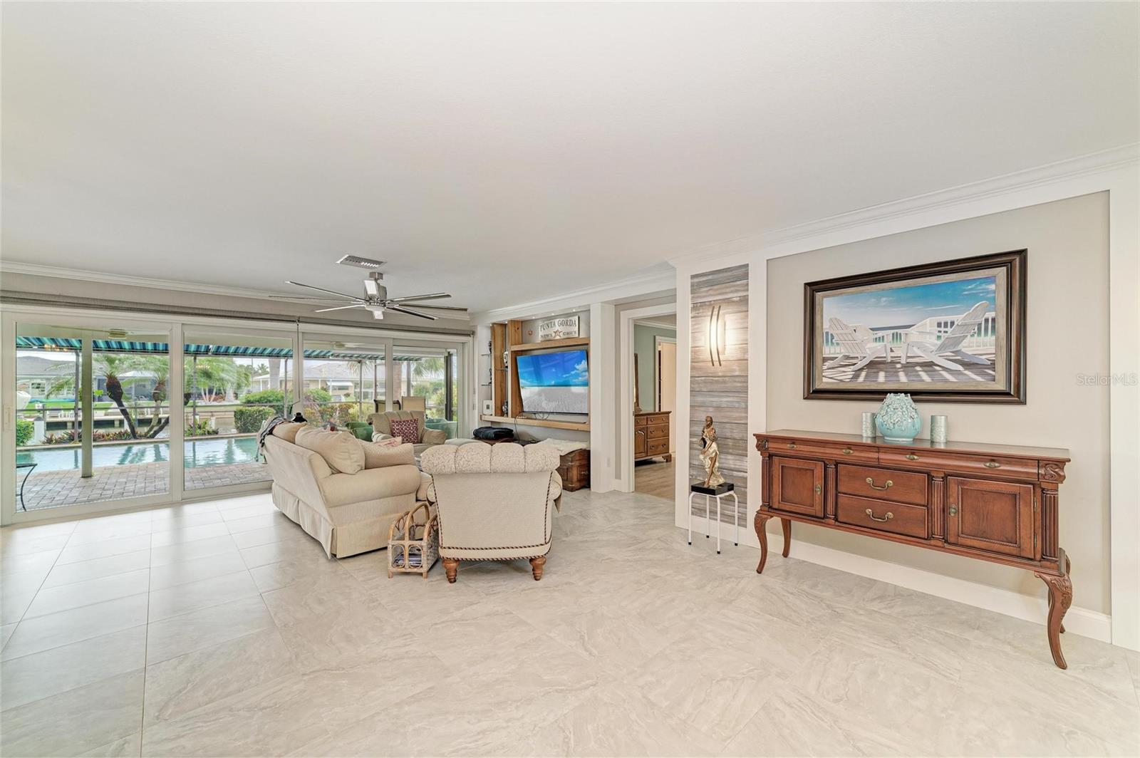 Image 24 of 76 For 2358 El Cerito Court