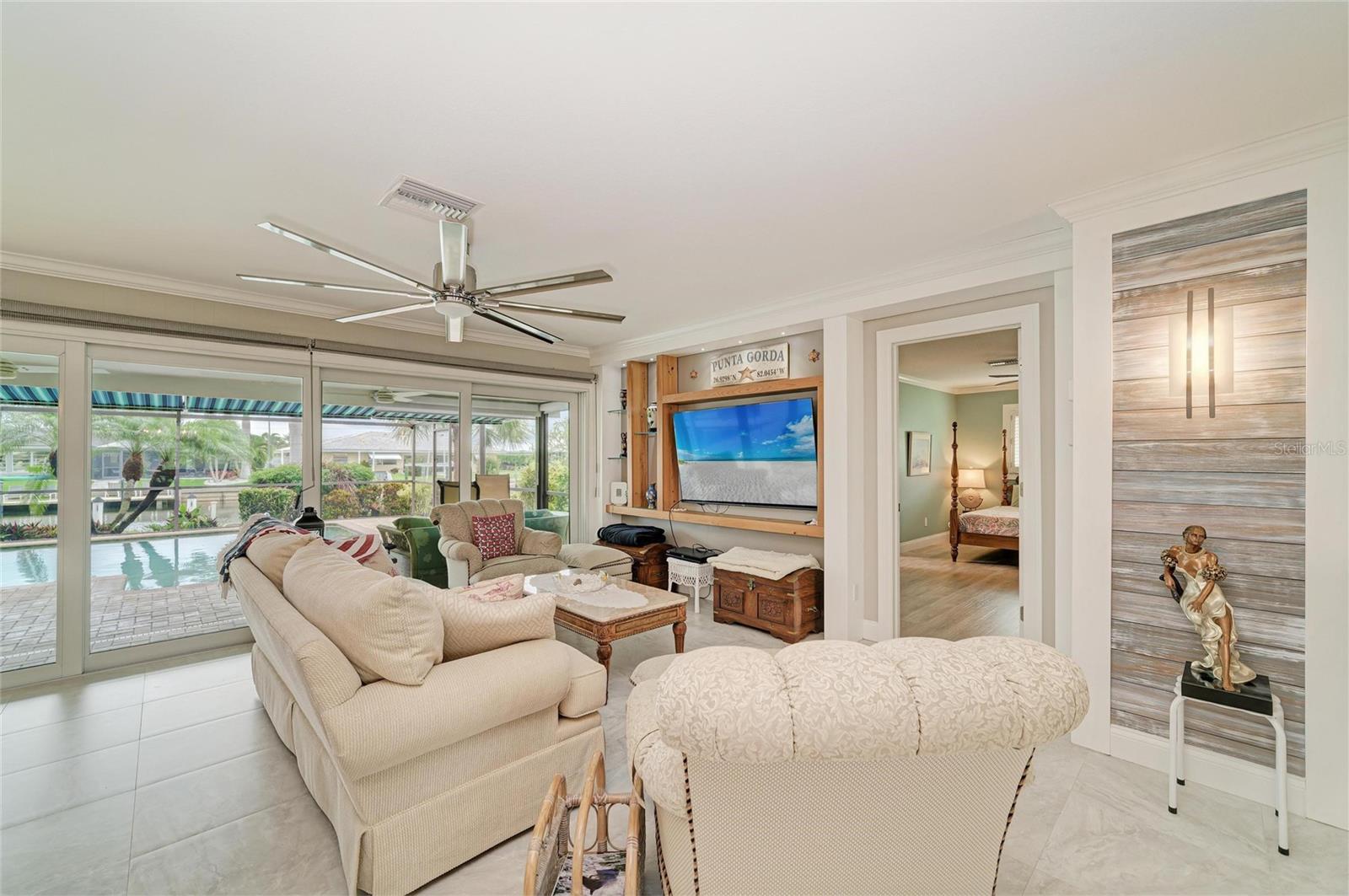 Image 25 of 76 For 2358 El Cerito Court