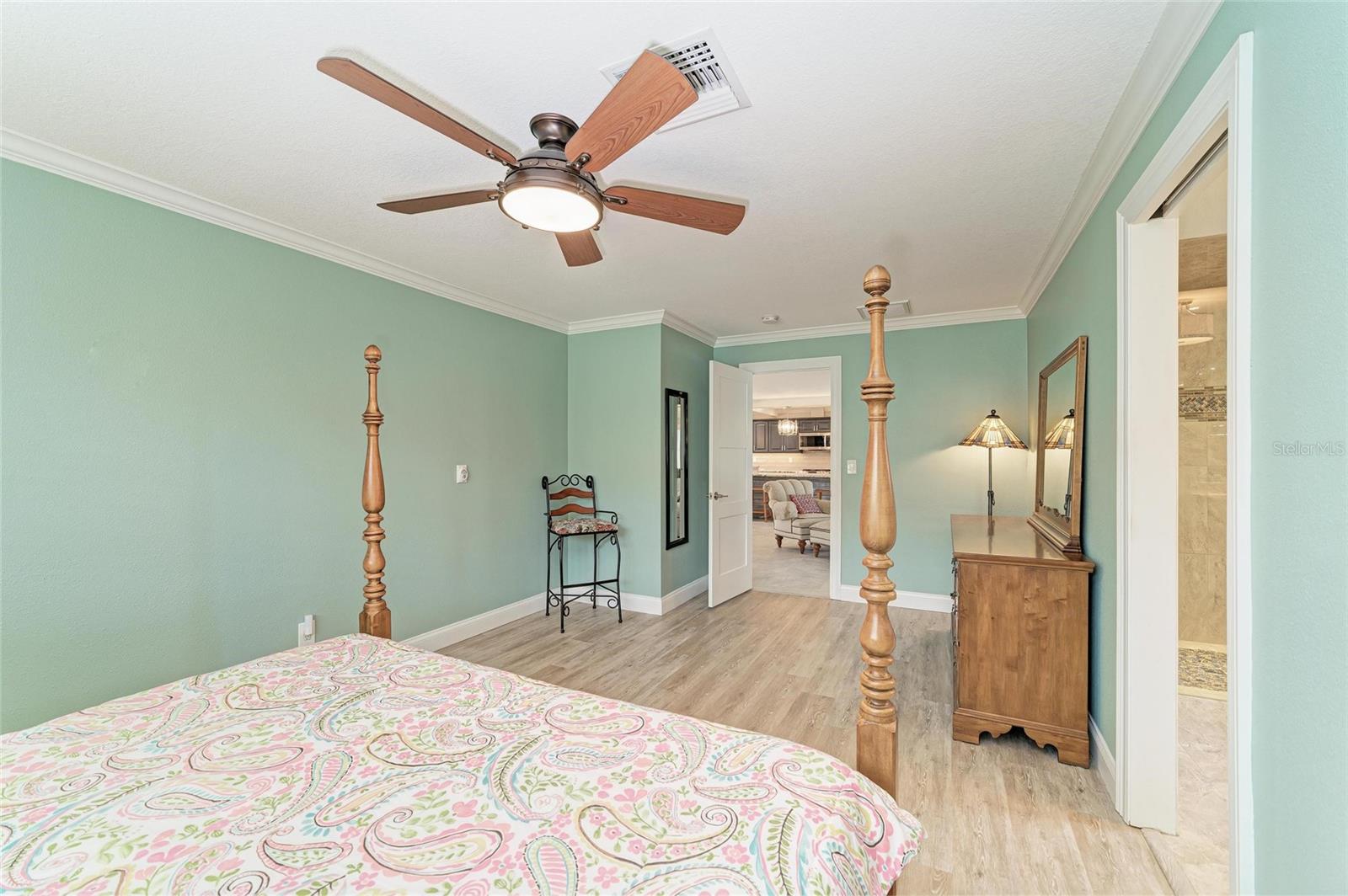 Image 32 of 76 For 2358 El Cerito Court