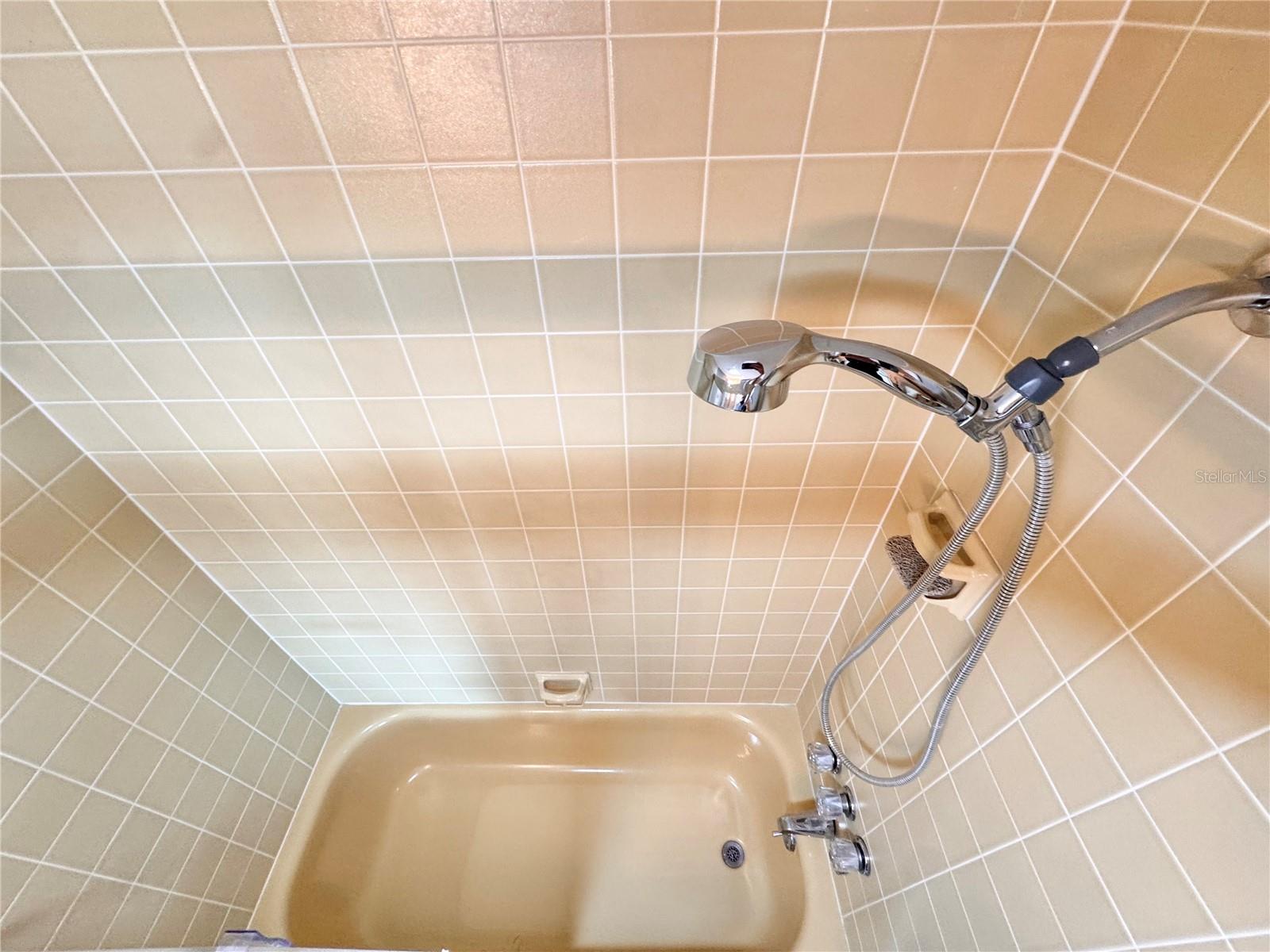 Image 18 of 51 For 21280 Brinson Avenue 218