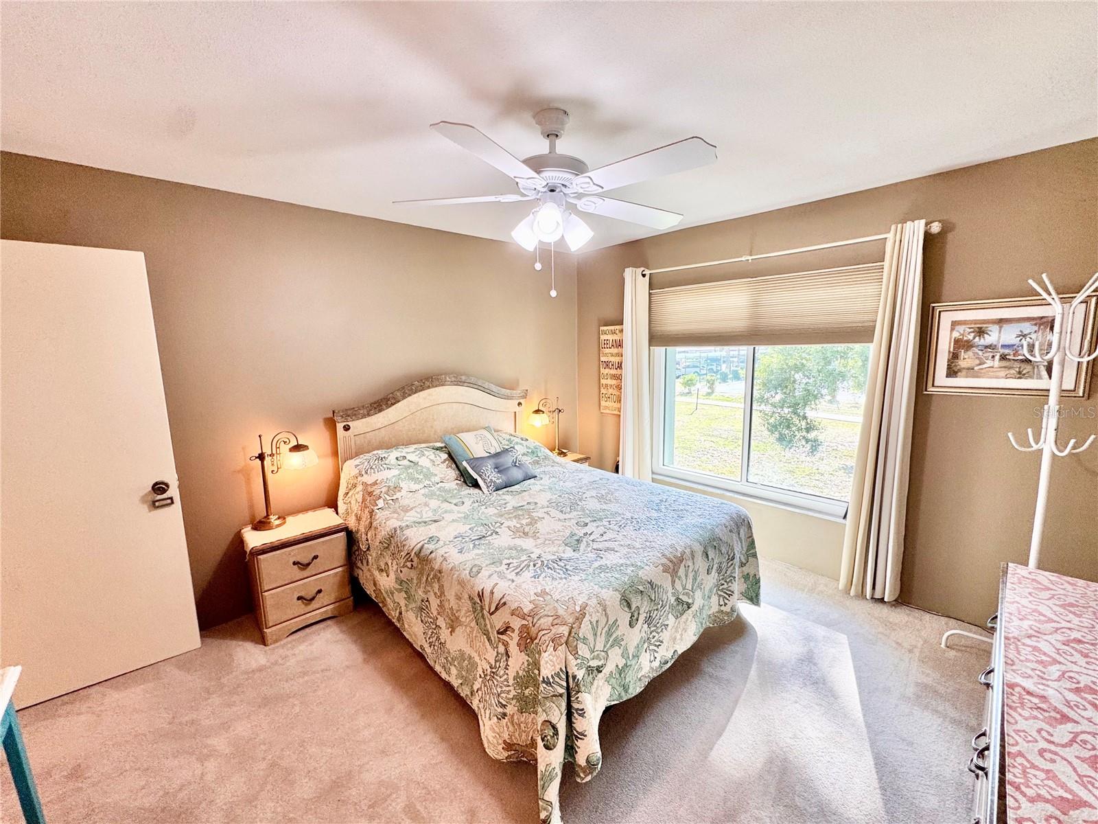 Image 19 of 51 For 21280 Brinson Avenue 218