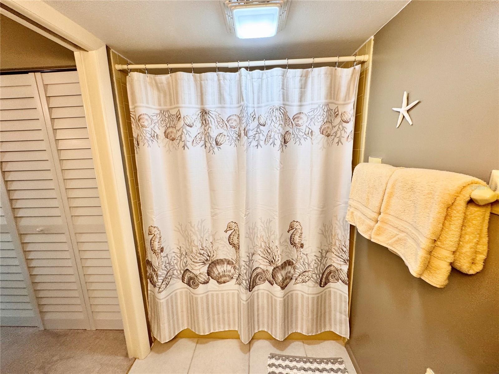 Image 25 of 51 For 21280 Brinson Avenue 218