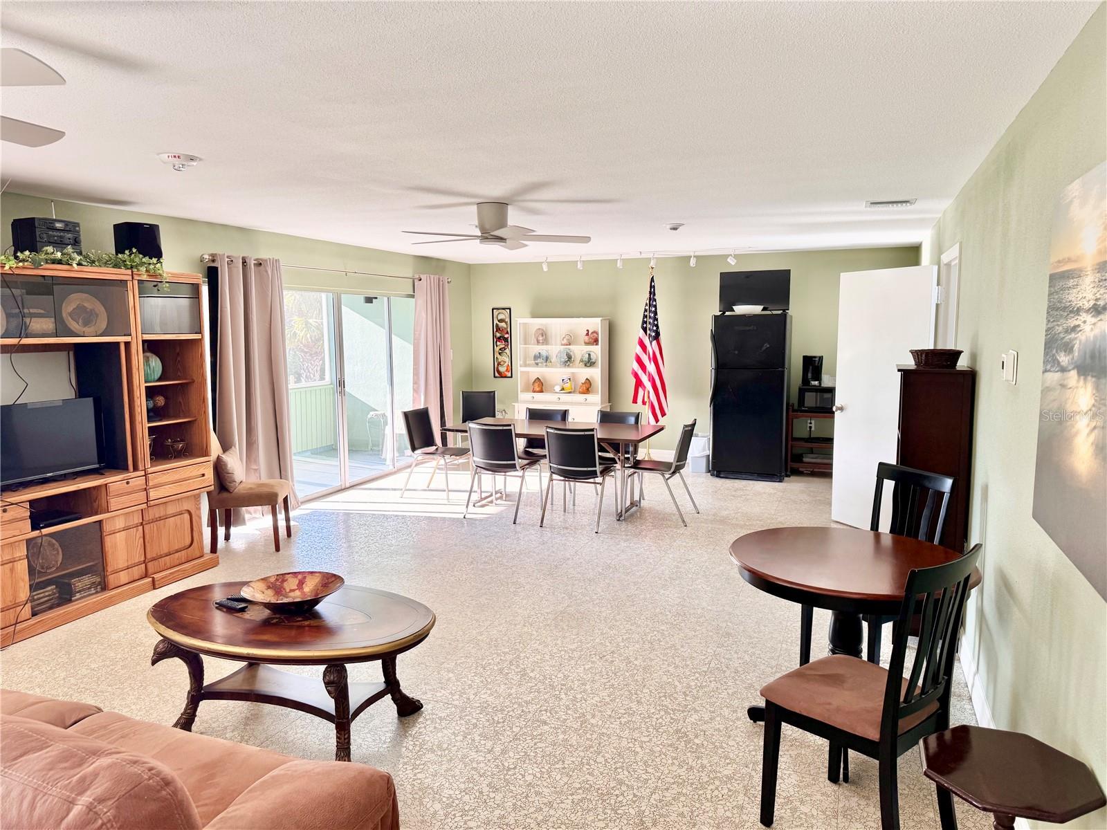 Image 30 of 51 For 21280 Brinson Avenue 218