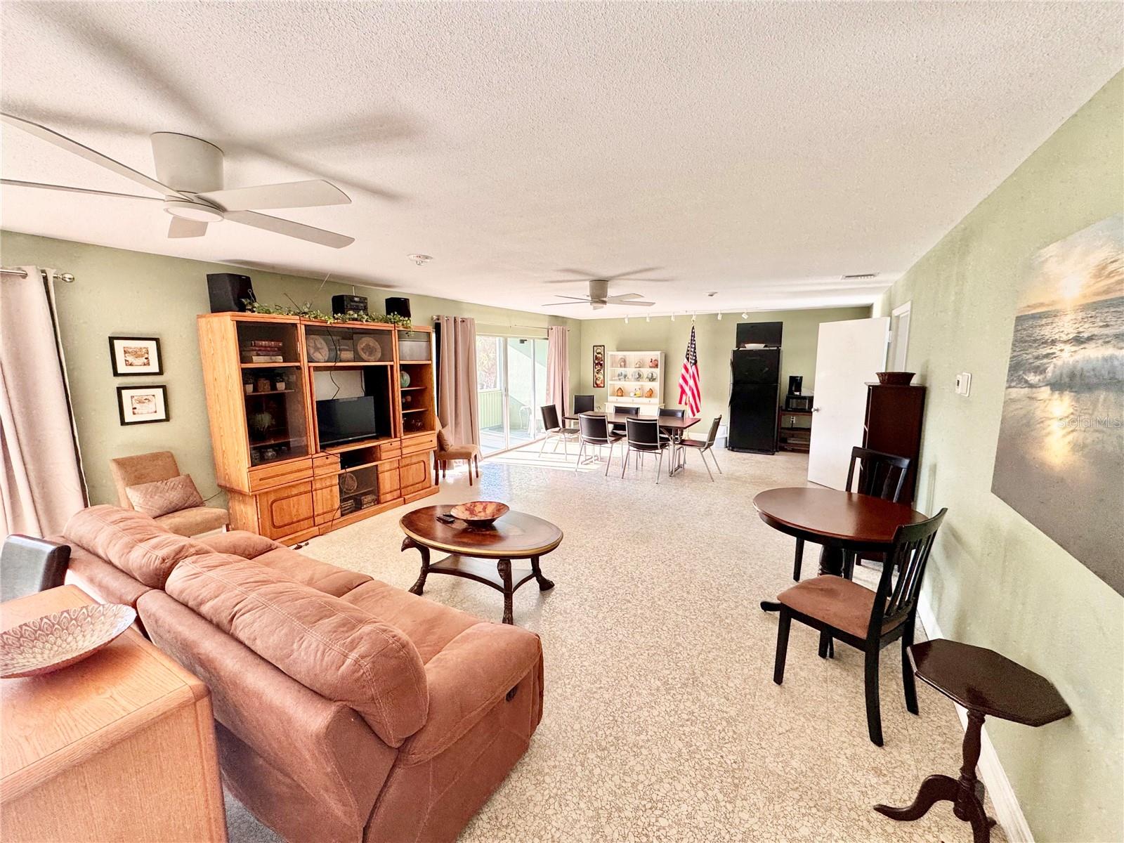 Image 31 of 51 For 21280 Brinson Avenue 218