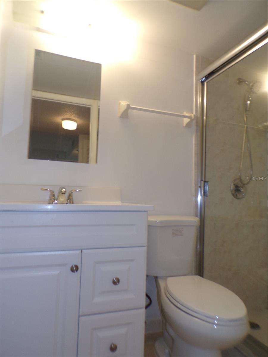 Image 10 of 29 For 21405 Olean Boulevard 520