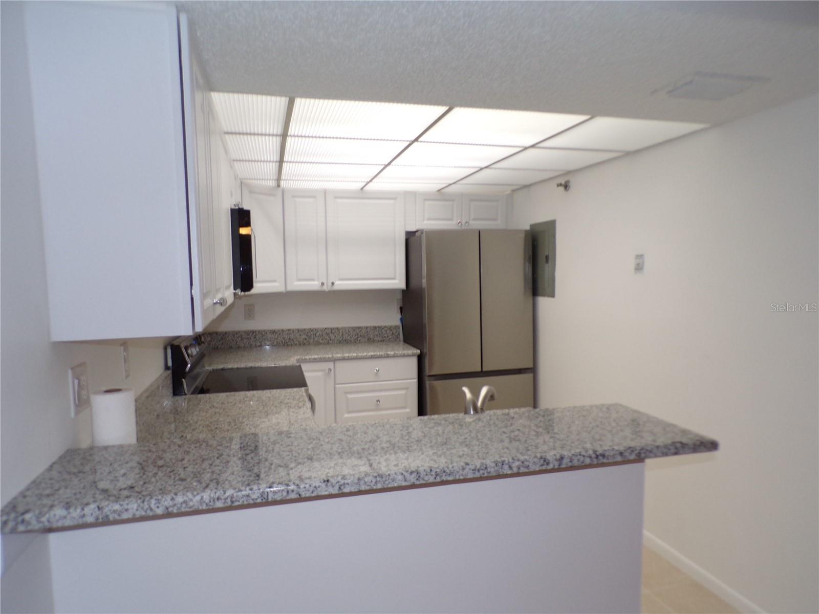 Image 18 of 29 For 21405 Olean Boulevard 520