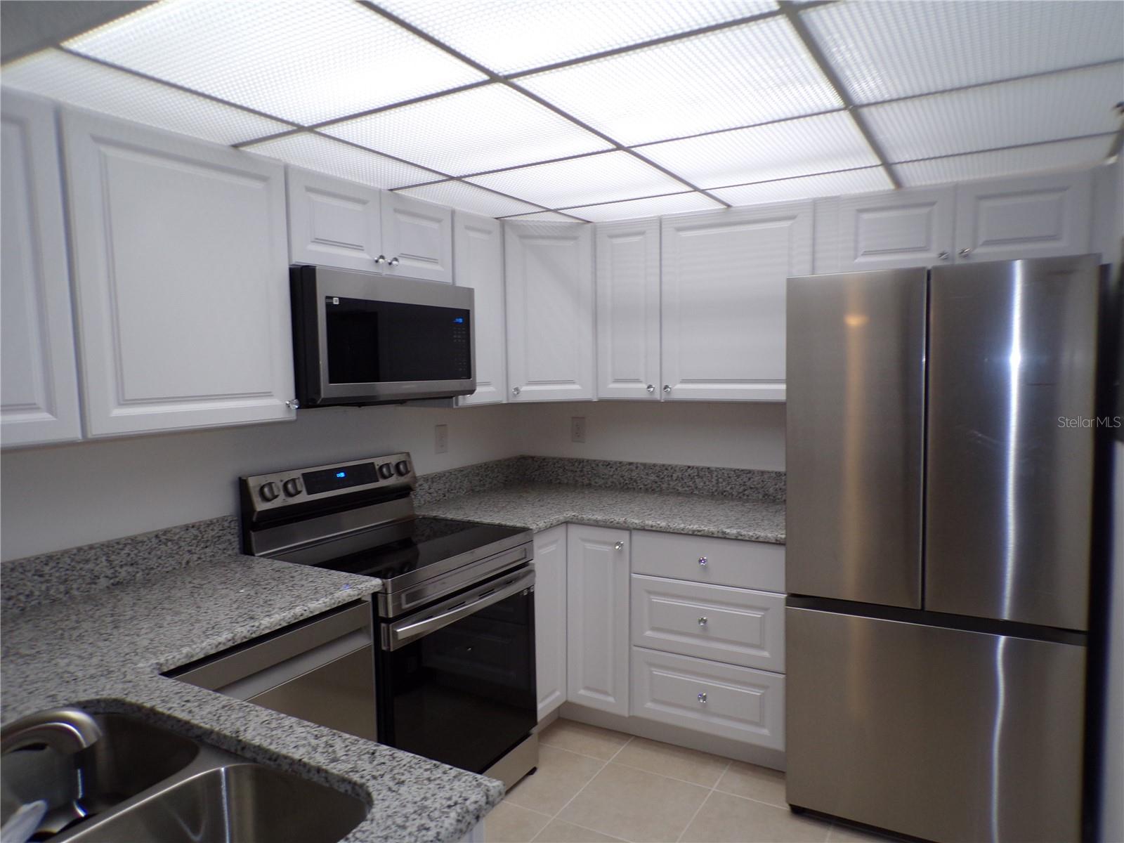 Image 2 of 29 For 21405 Olean Boulevard 520