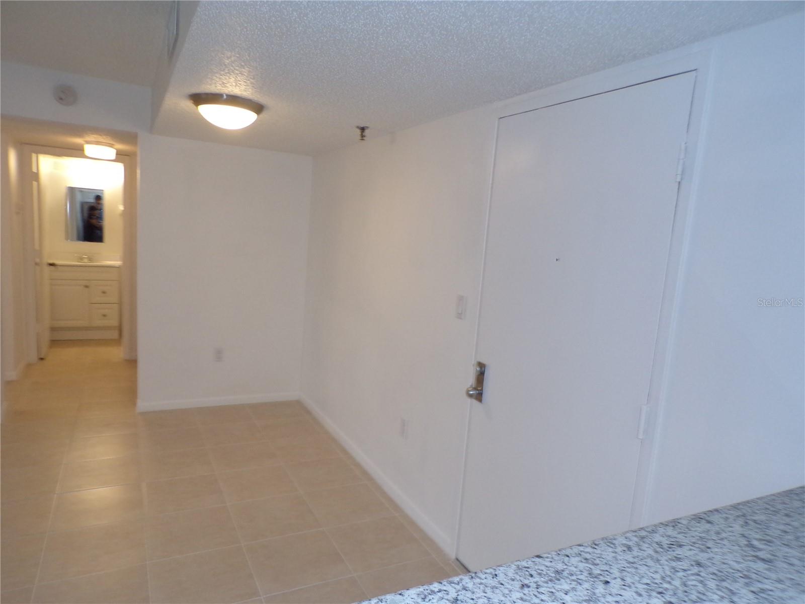 Image 9 of 29 For 21405 Olean Boulevard 520