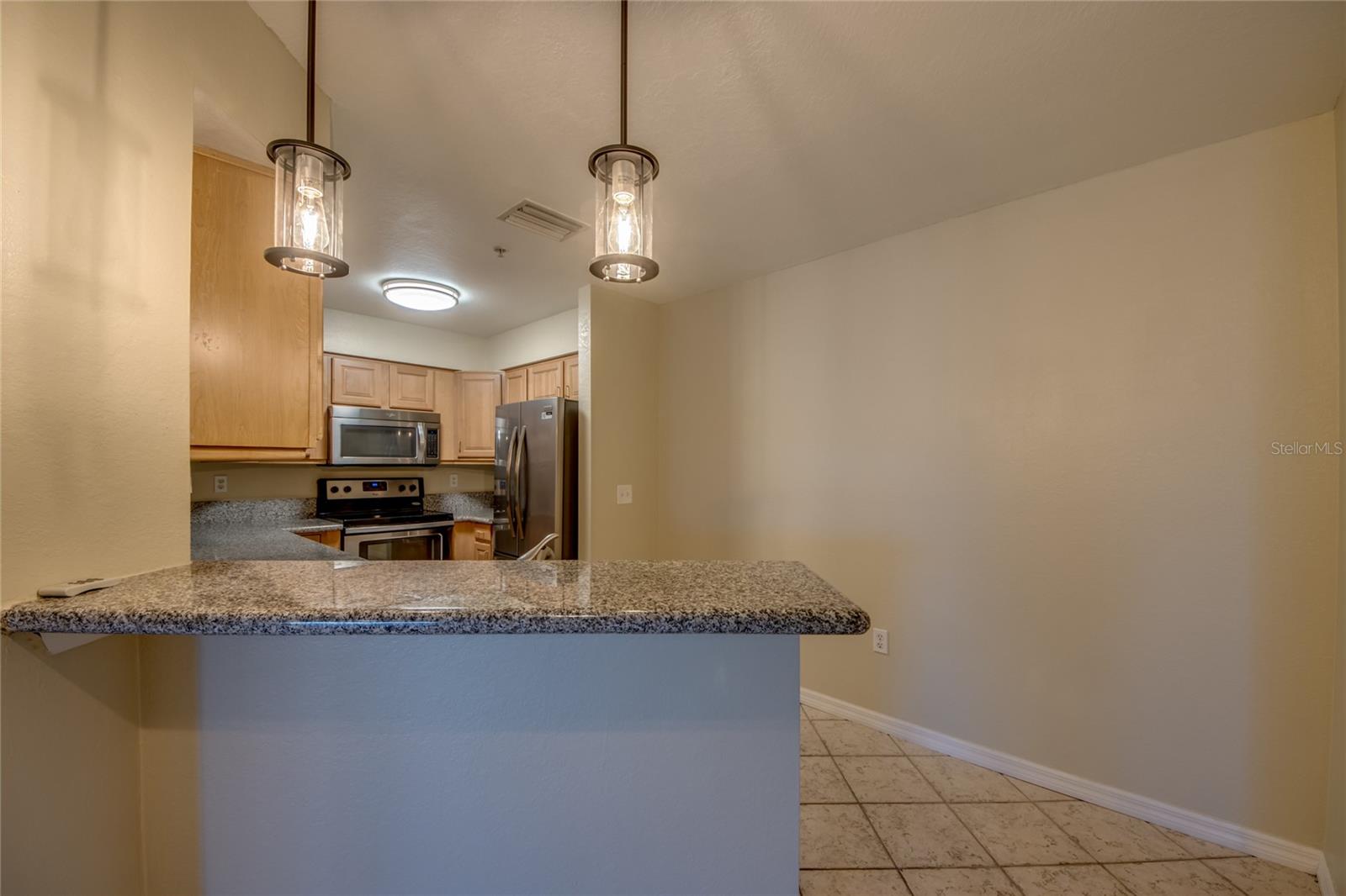 Image 10 of 32 For 12515 Mcgregor Boulevard 210