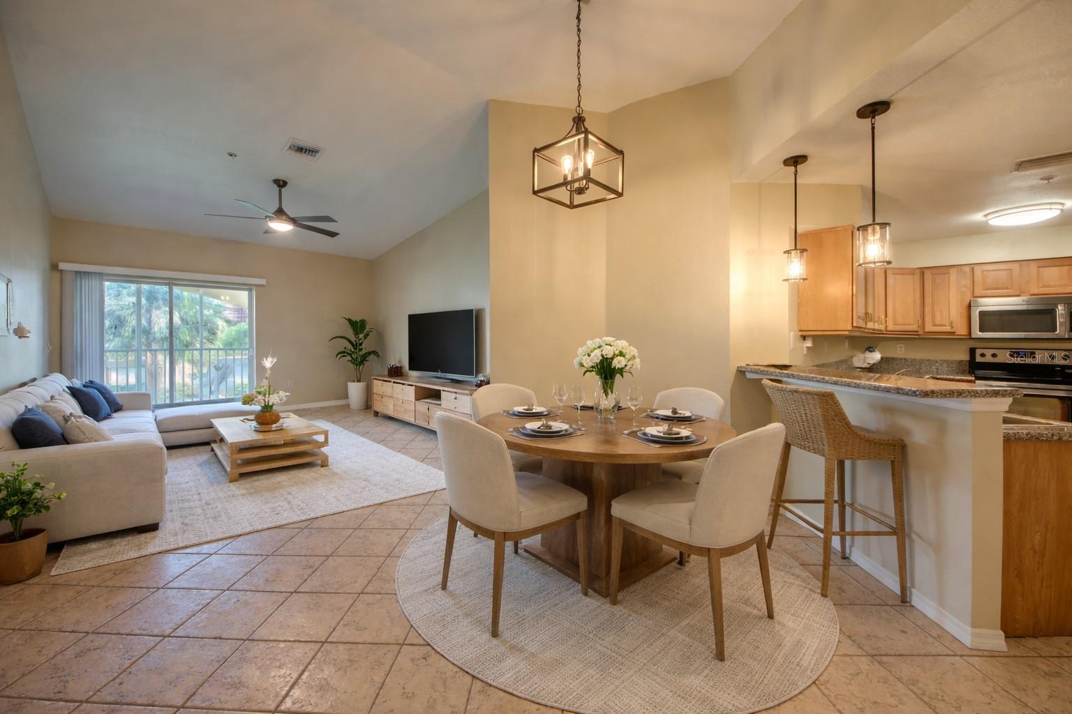 Image 6 of 32 For 12515 Mcgregor Boulevard 210